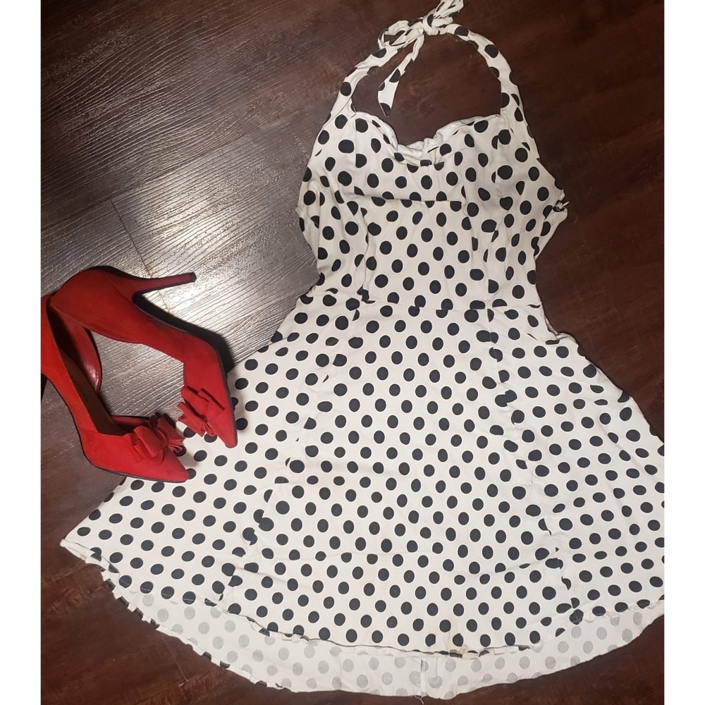 Vintage 50s style polka dot halter dress